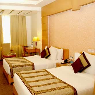 Hotel Saffron Kiran, Faridabad 3